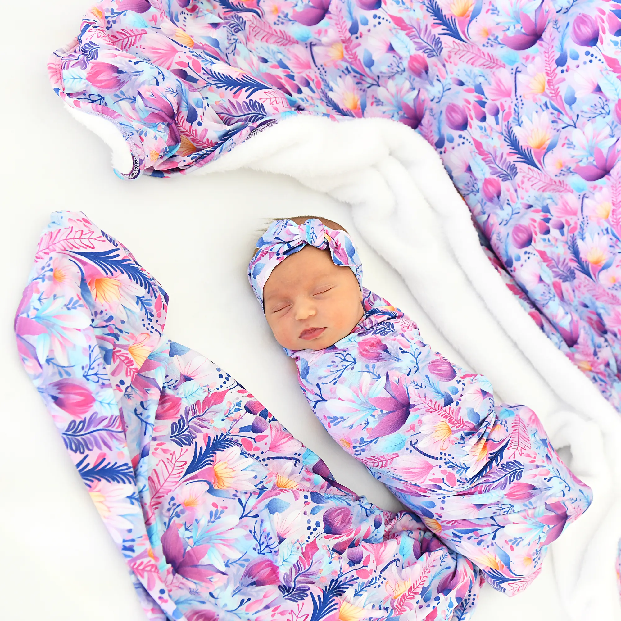 Ayla Floral COZY BLANKET